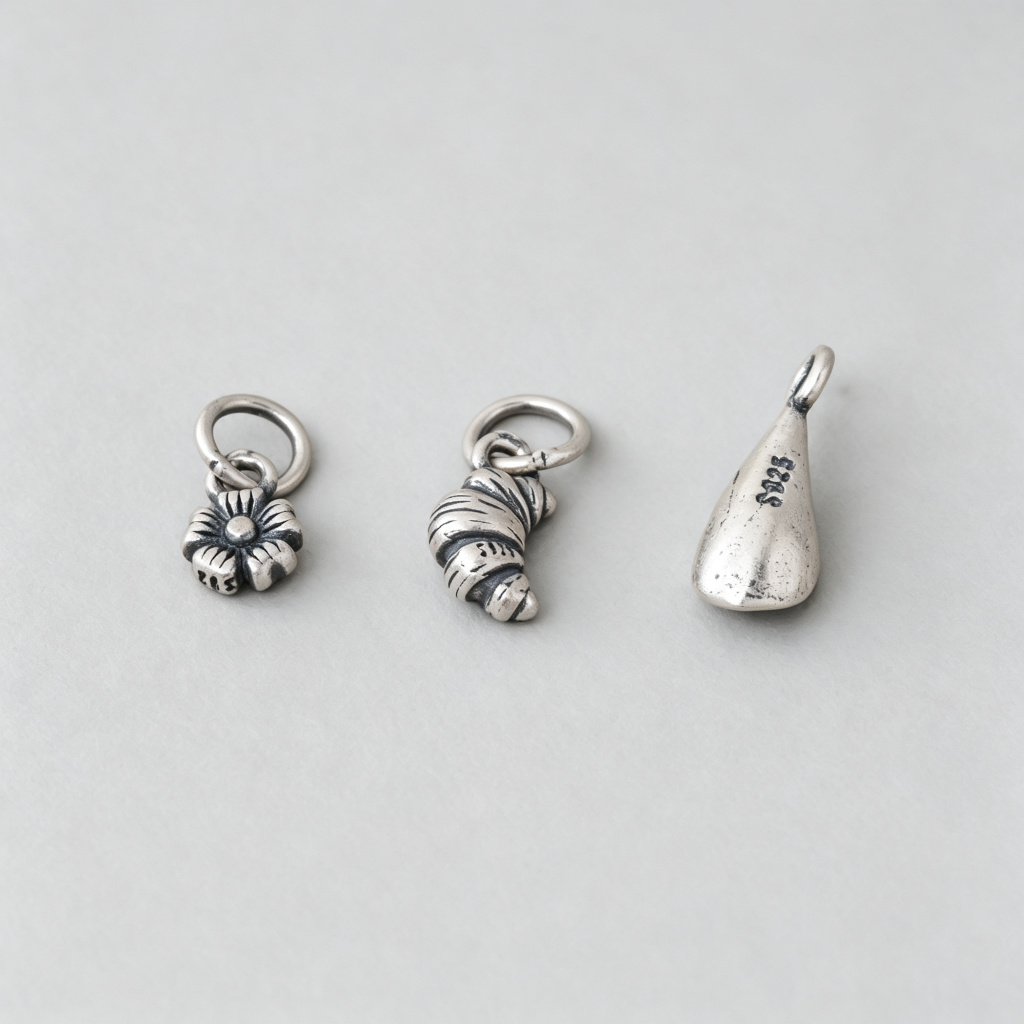 Petits breloques en argent 925 - Jewelry Making In La avis et prix