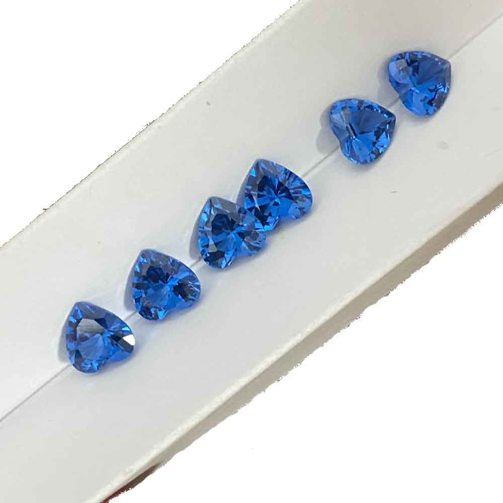 Pierres de spinelle synthétiqu - Jewelry Making London avis et prix