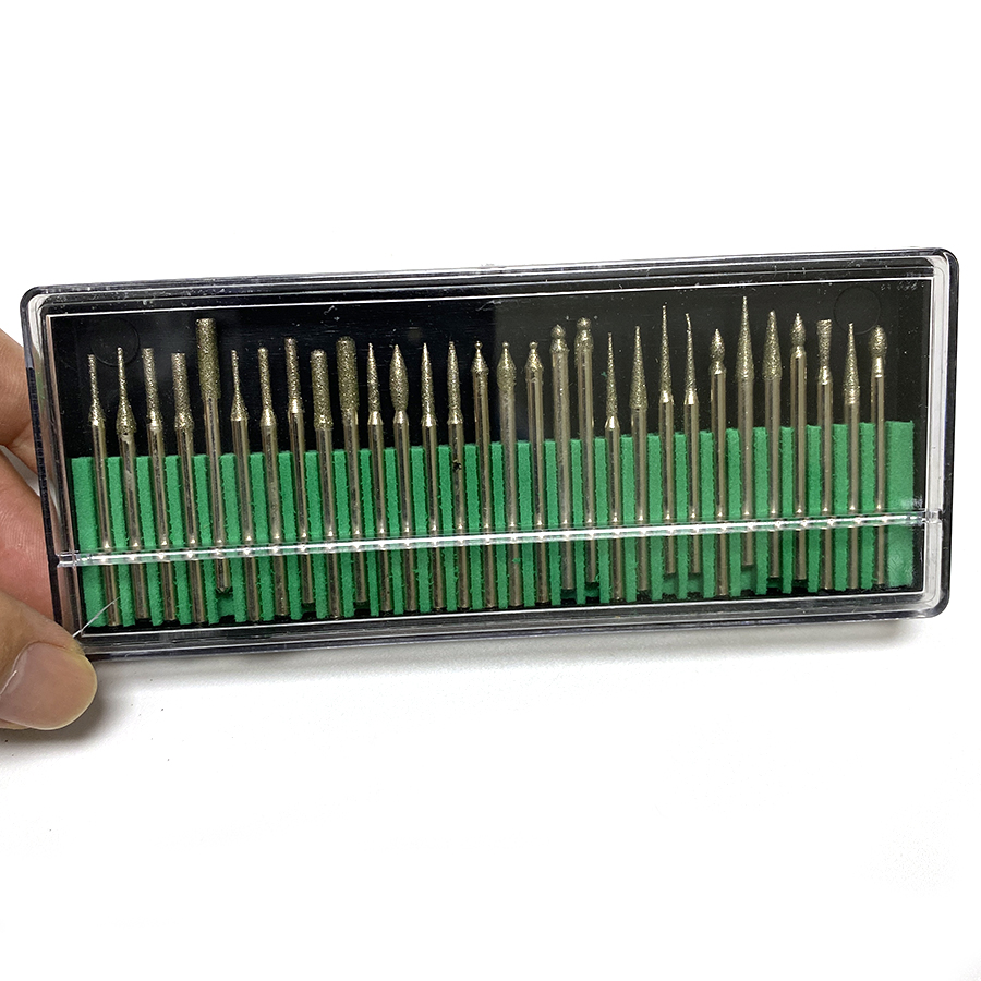 Ensemble de 30 outils de fabri - Jewelry Making Gemstones avis et prix